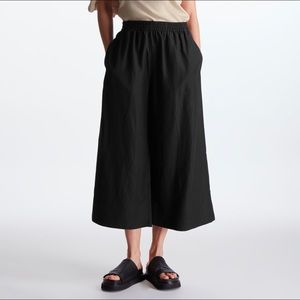 Wide-leg Cropped Pants